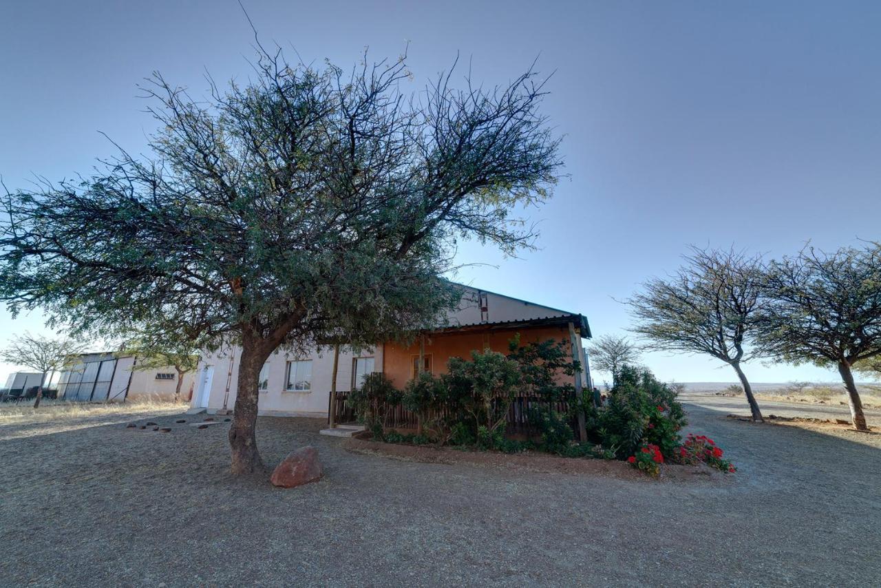 Gamis Farm Bed & Breakfast มัลตาเฮอเฮอ ภายนอก รูปภาพ